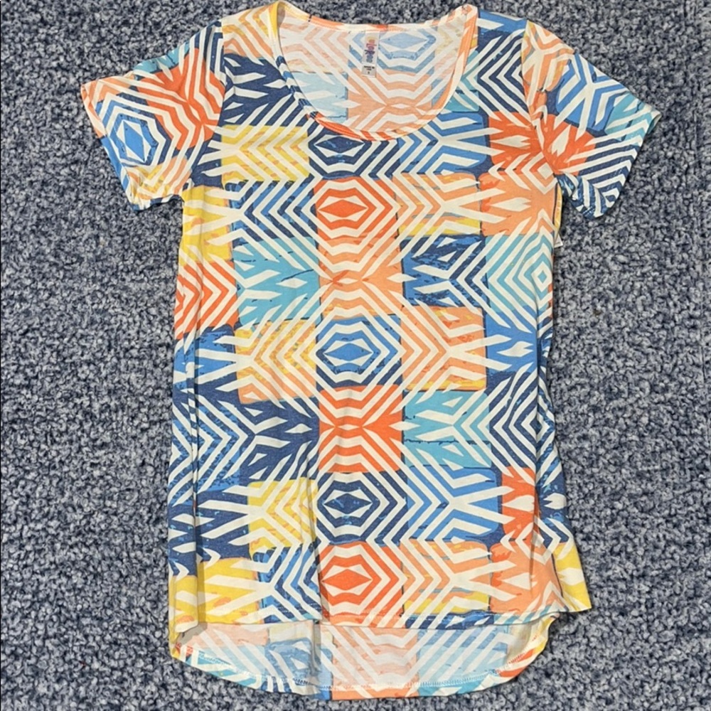 Lularoe - Classic Tee - Women’s Tee